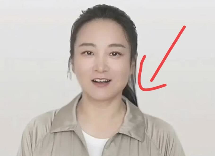 我终于明白
贾玲为什么不参加综艺了
不是因为她钱赚够了，也不是因为她瘦下来了