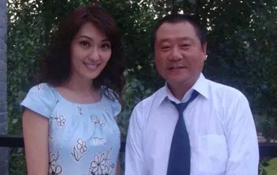 和范伟一起演《老大的幸福》的这位女演员是谁？