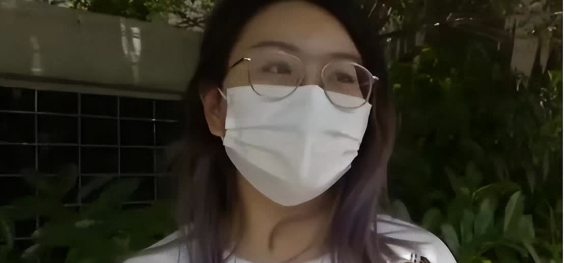 浙江，女子花76元，买了一斤熟牛肉，到家一称，发现只有356克。女子不吵不闹，像