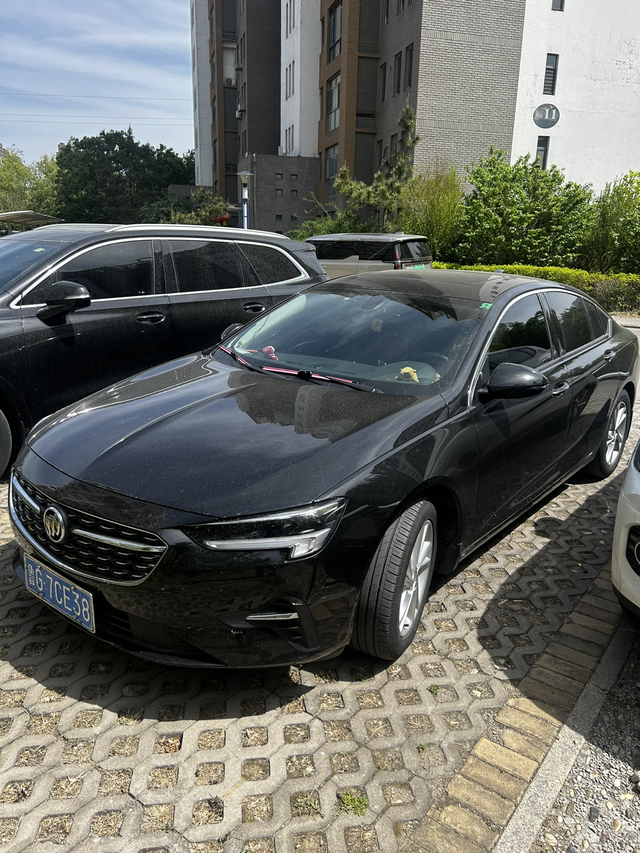 君威1.5t用车两年分享
23年提的车，当时加上利息是16.7w 两年开了350