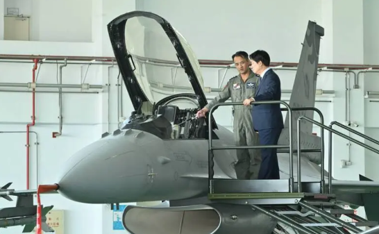 【台军前空军副司令示警：台军战机恐怕“来不及起飞”】台“汉光41号”演习首度设定
