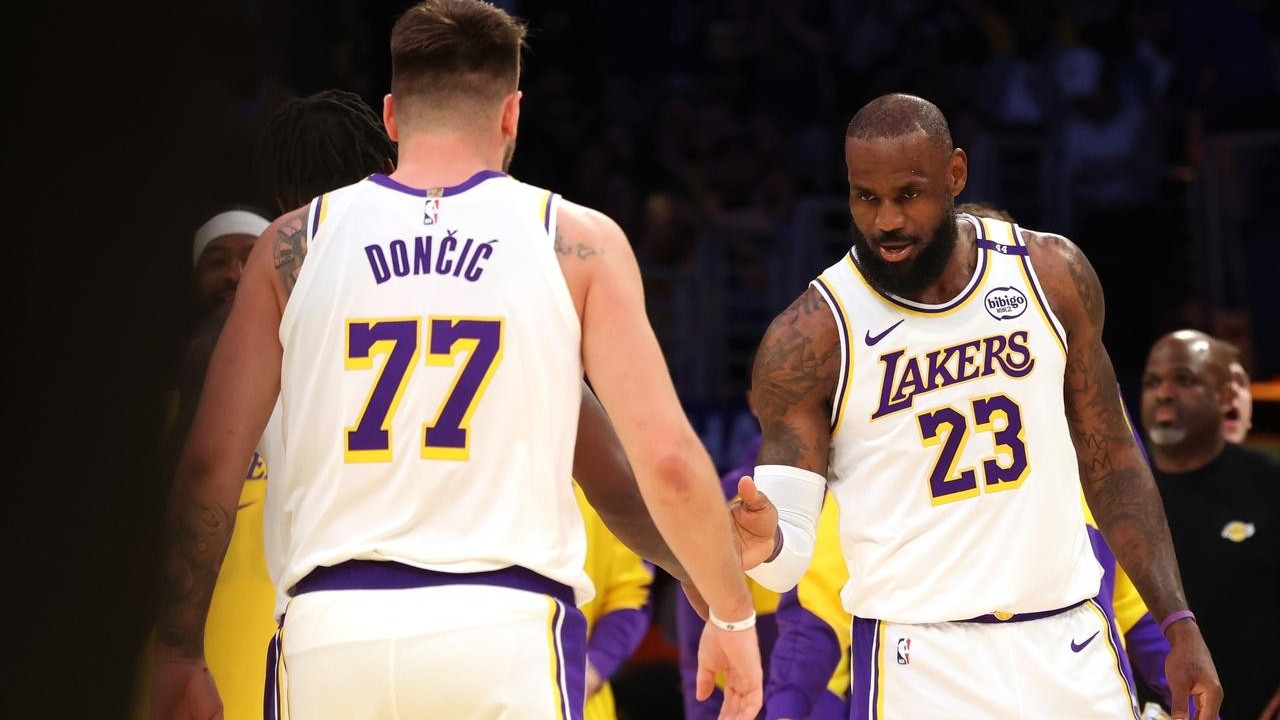 湖人发展联盟主教练公开表示喜欢詹姆斯与球队一起训练