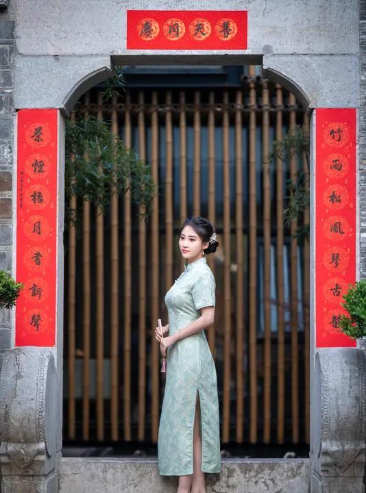 清朝休夫奇案：因体味引发的离婚风暴
乾隆年间一女子以“夫君狐臭刺鼻”诉请离婚，判