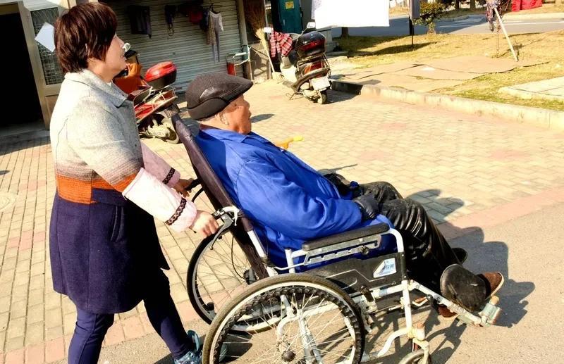 你知道久病床前无孝子的下半句吗
        大家都知道久病床前无孝子，可知道