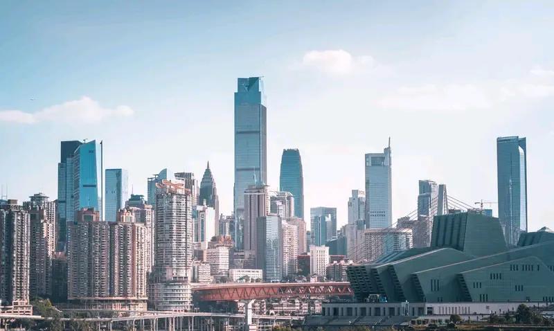 县级政府涵盖了地级市辖区、县级市以及自治县的政府。在我国，宪法将政府划分为五级，