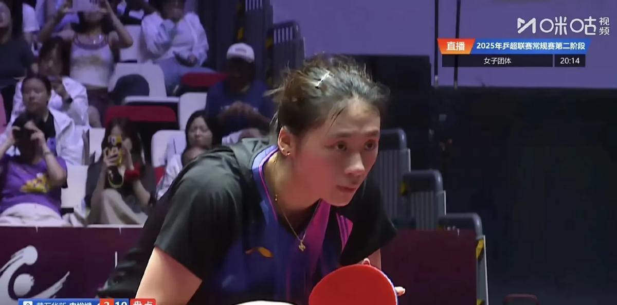 11分一局吞蛋，国乒小将被吊打！
热搜炸了：00后小将陈熠竟被申裕斌剃光头。
可