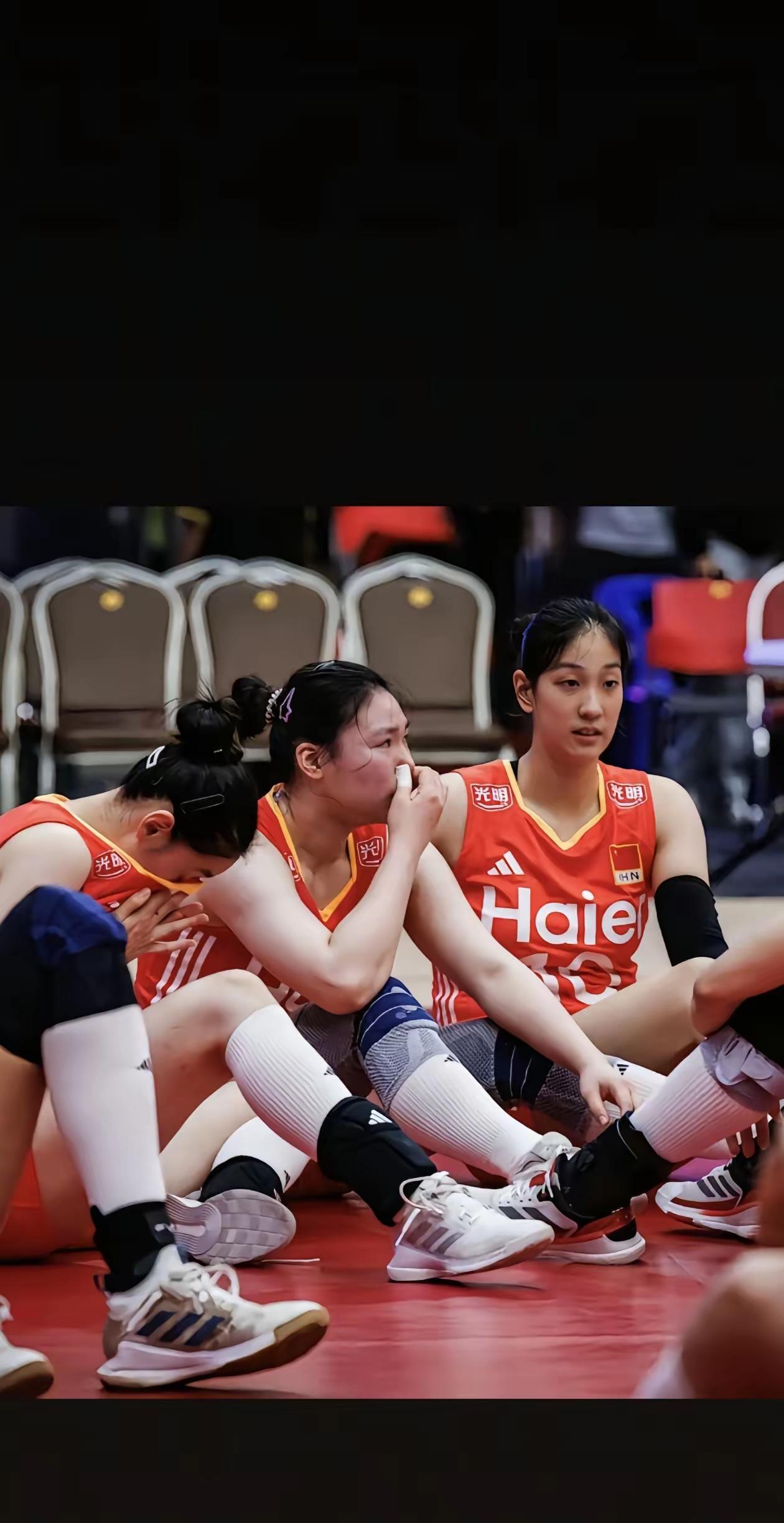 谩骂、指责，改写不了结果！唯有励精图治。
2025女排世界锦标赛，1/4决赛已全
