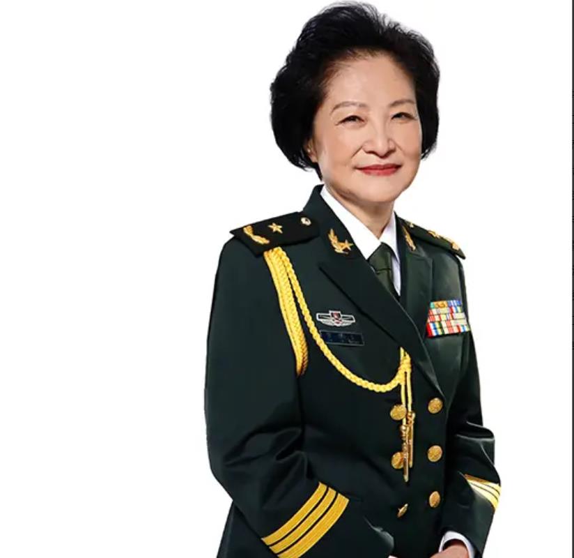 长征途中，贺龙抱着刚出生的女儿贺捷生，骑马在枪林弹雨中突围，战斗激烈，孩子被颠下