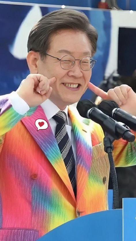 就在刚刚
韩国宣布了

9月1日重磅消息！韩国刚刚公布了2026年超级预算，总额