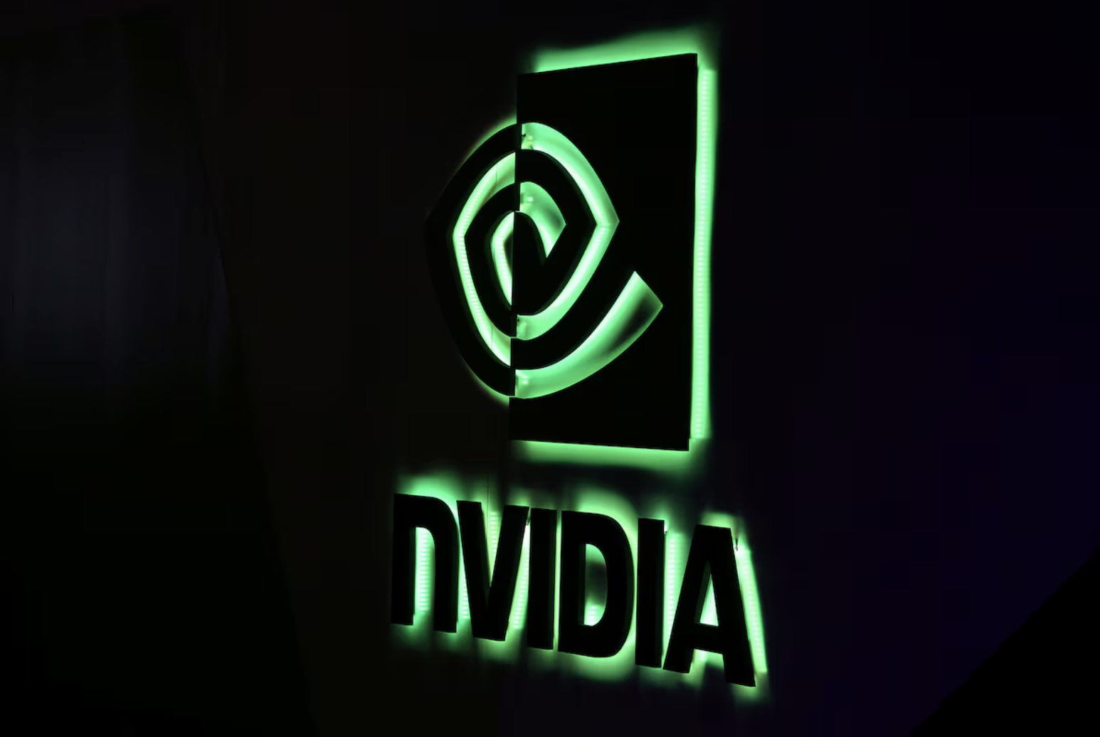 Oracle 将投资 400 亿美元从 Nvidia 购买高性能芯片，用于 Op
