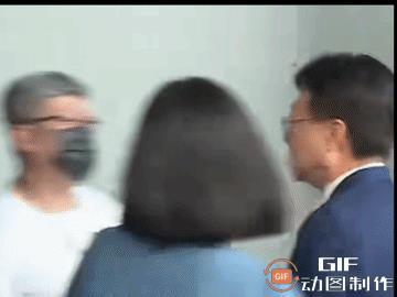 真是让人搞不懂，明明国民党主席参选人一共有6位，但中天电视台今天下午2点举办的国