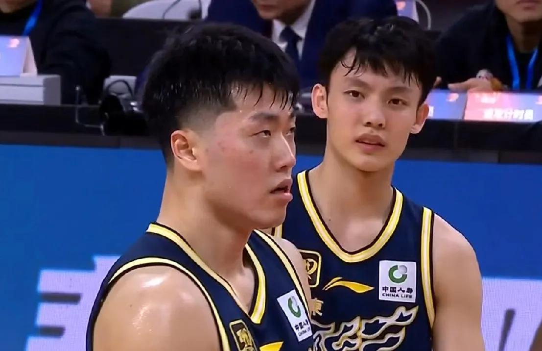 广东127:83辽宁，这4人的发挥很关键:
1，伯克:26分2板6助攻！
敢打对
