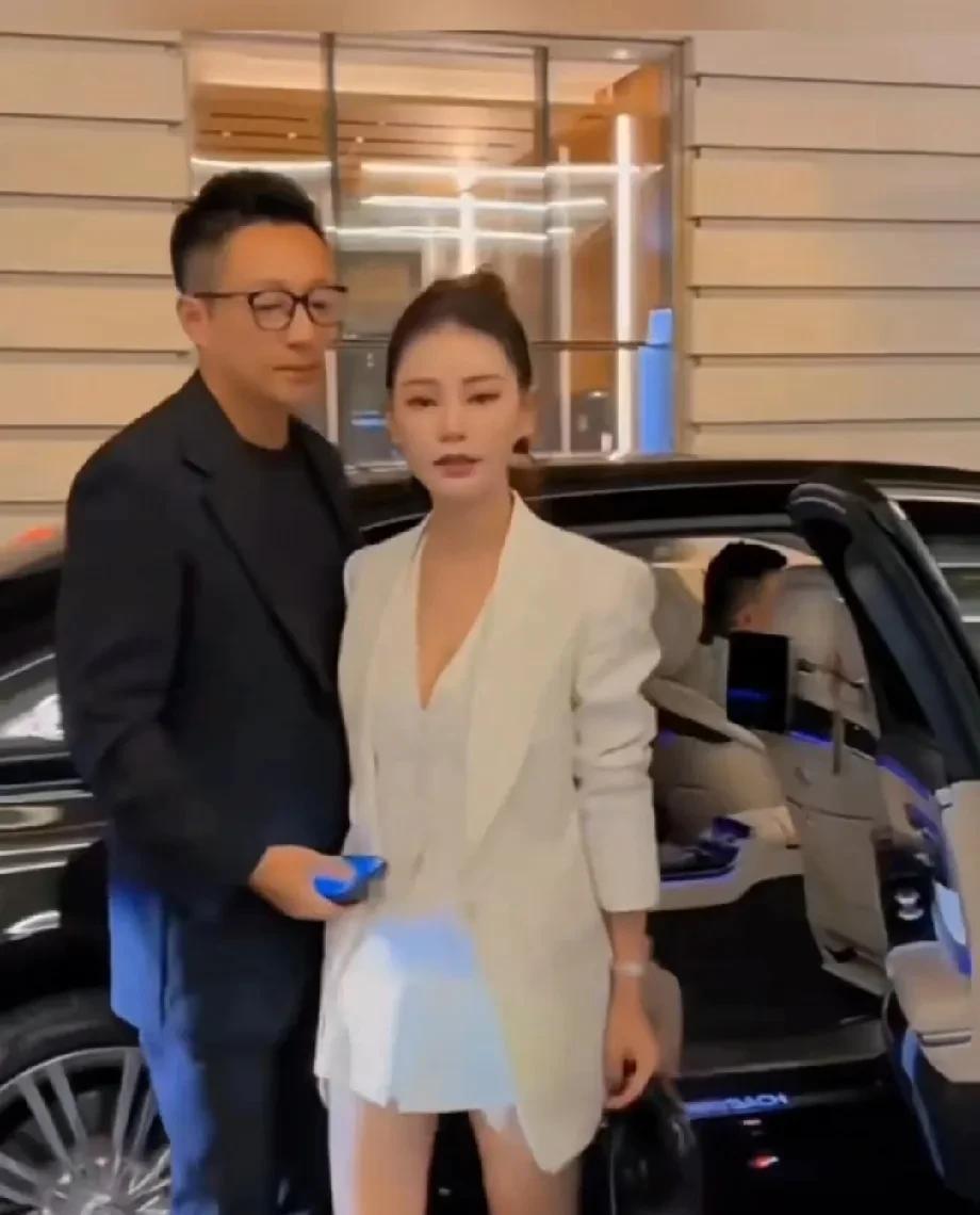 #去班味吧#
汪小菲最近不太走运，麻六记被曝出质量问题，汪小菲的表现还比较淡定和