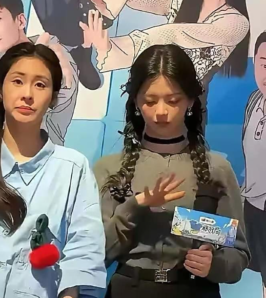 不得不说，突然就理解不了华晨宇了啊。。


