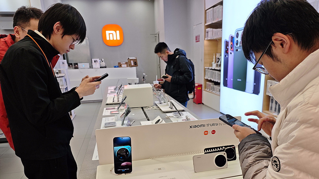 小米17Ultra首销告捷！徕卡版成爆款硬核出圈