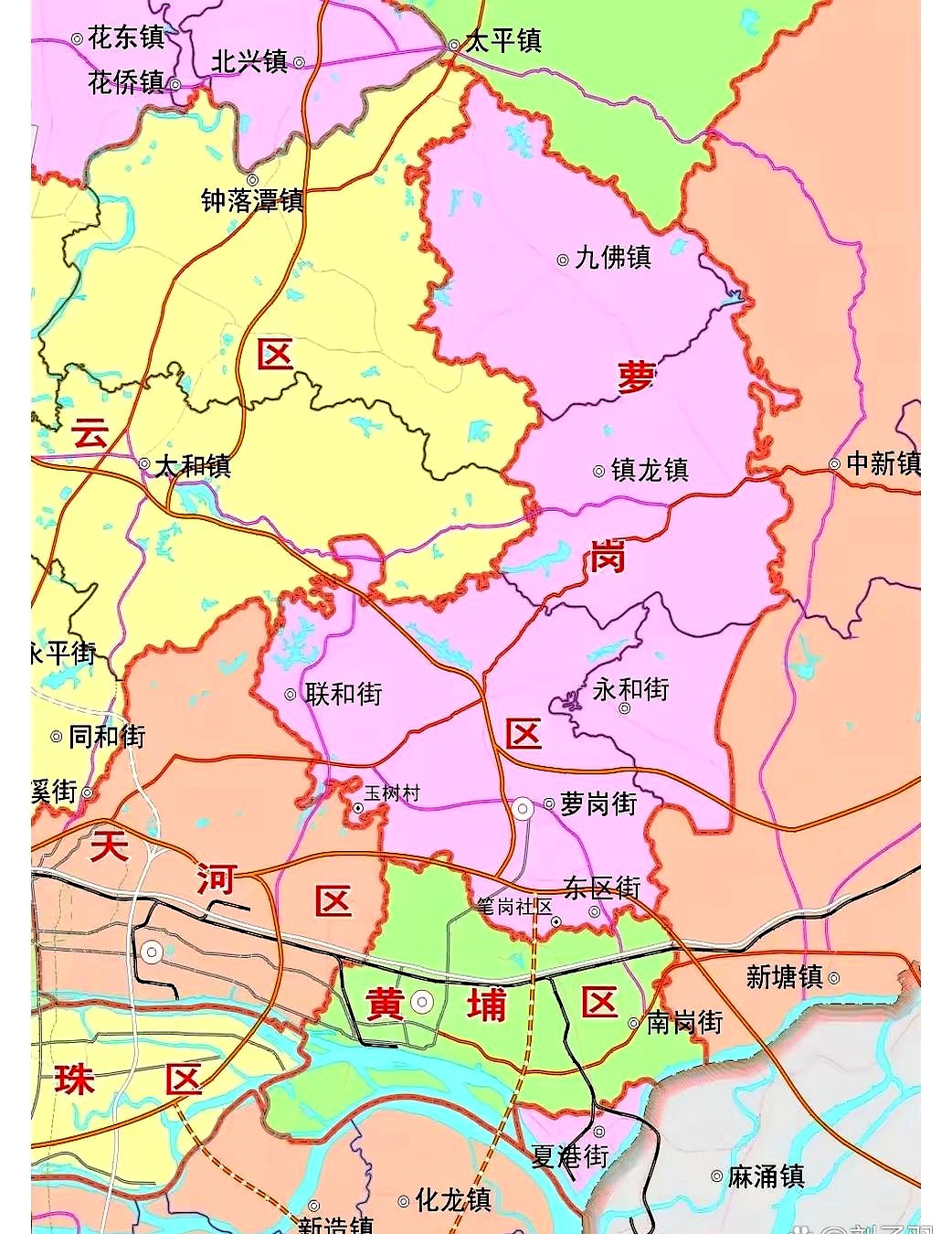 2005年，广州玩了个大的，东山、芳村没了，萝岗、南沙来了。原本还想对从化、增城