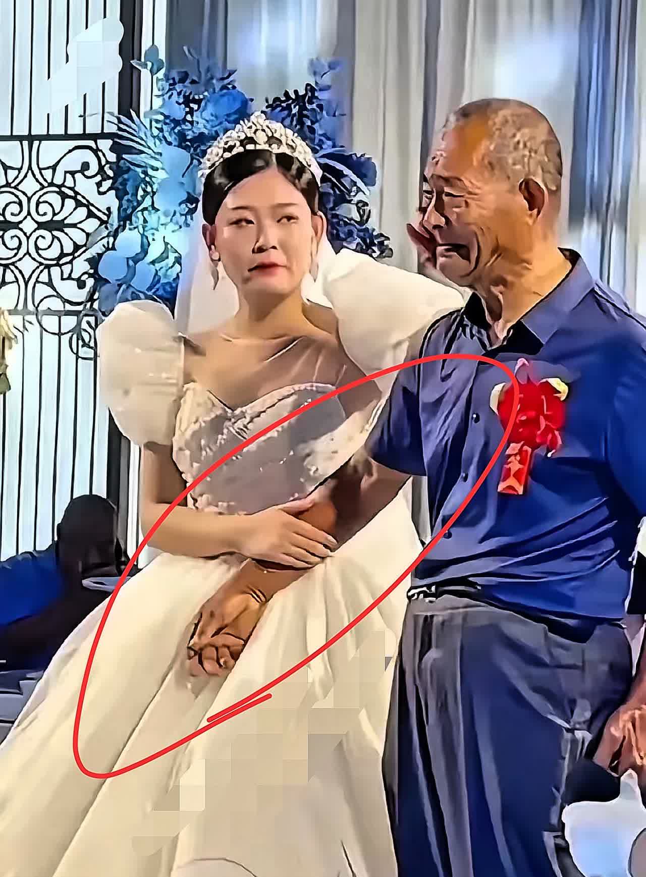 山东，一女子马上要结婚了，女子直接跟男方说：“彩礼我一分钱不要、

金子也不