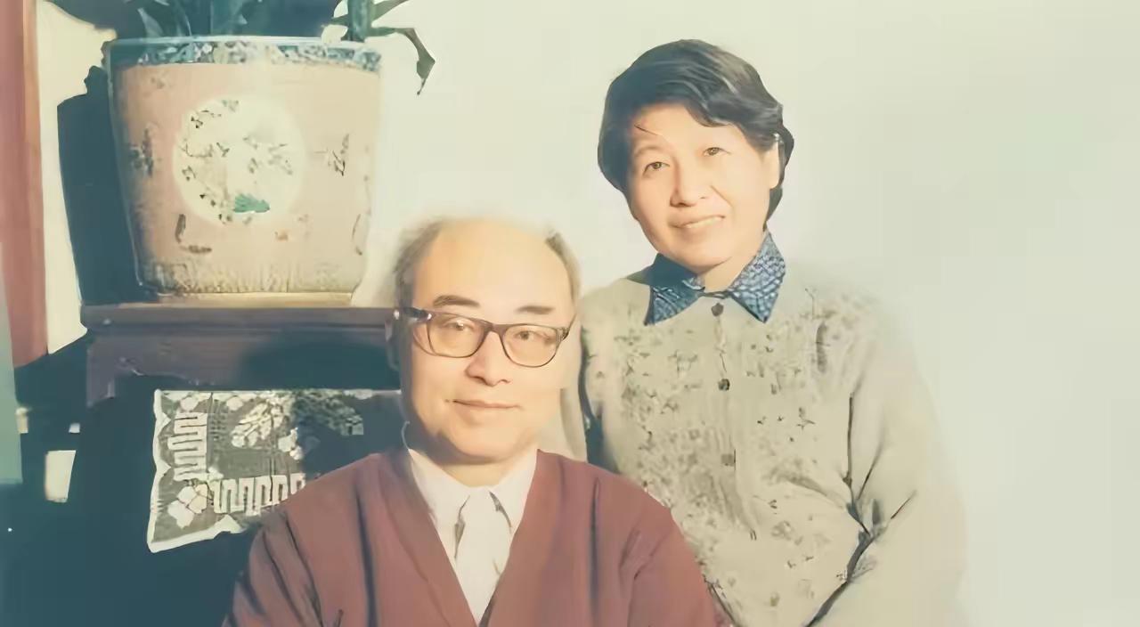 1988年，孙玉芹盯着报纸上
