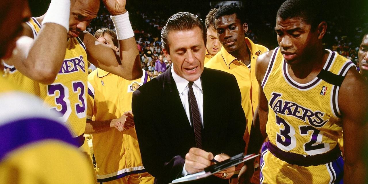帕特莱利在执教期间，不仅是“Showtime”的战术大脑，更是80年代NBA的象