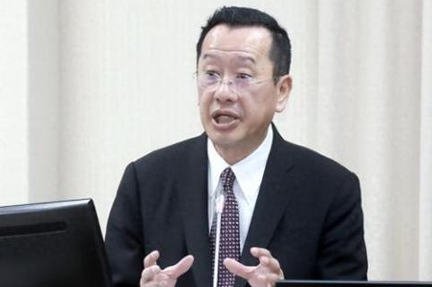 被列入“台独顽固清单”的台湾省“国防部长”顾立雄，竟然警告赖清德！
顾立雄，表示
