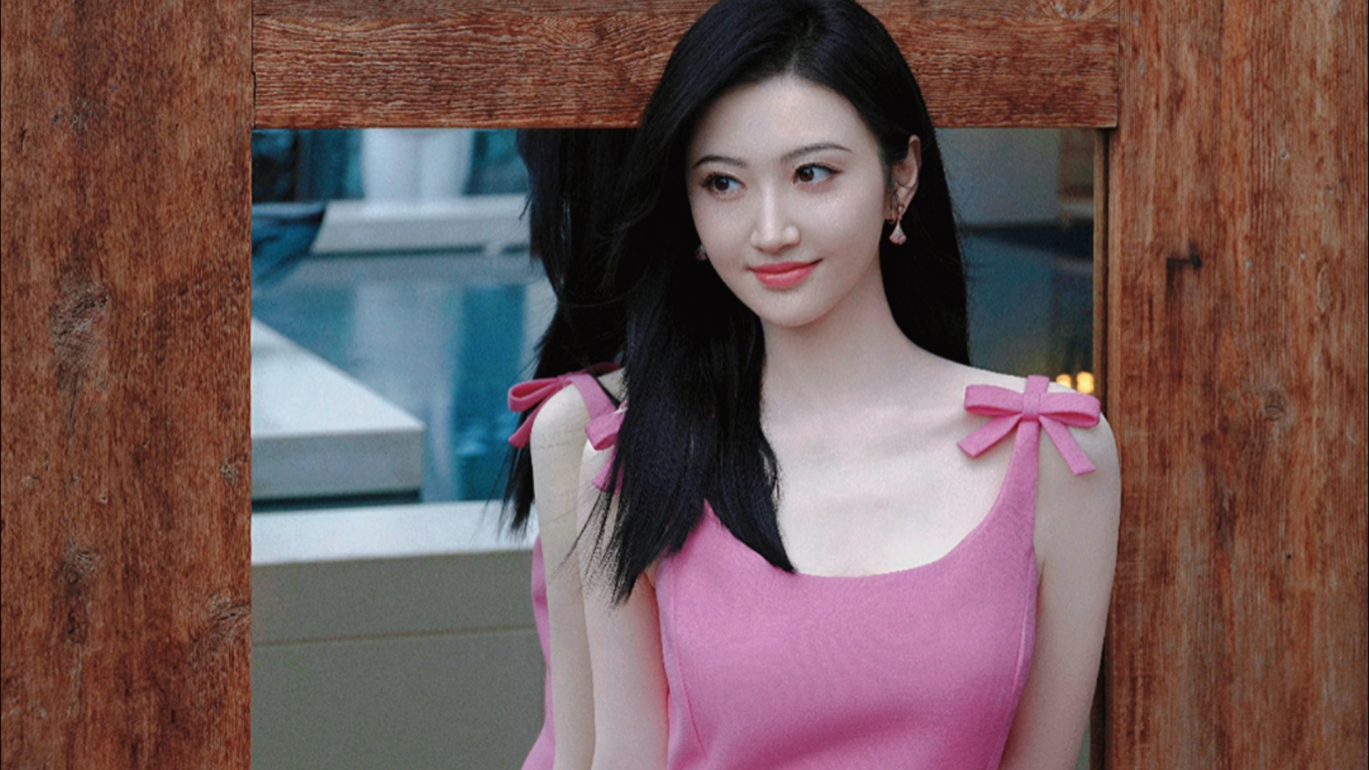 从云端到人间，景甜的双面人生突围战