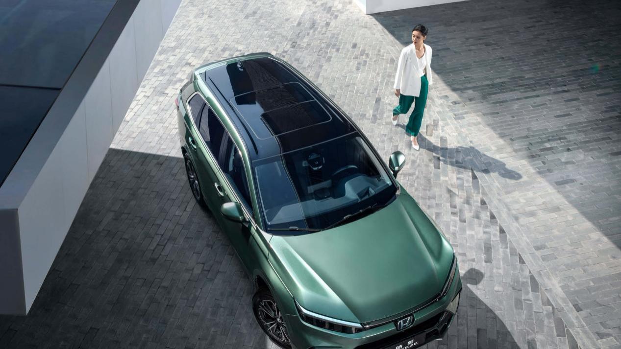 答应我，年底看车先试皓影！这“全场景搭子”，能处