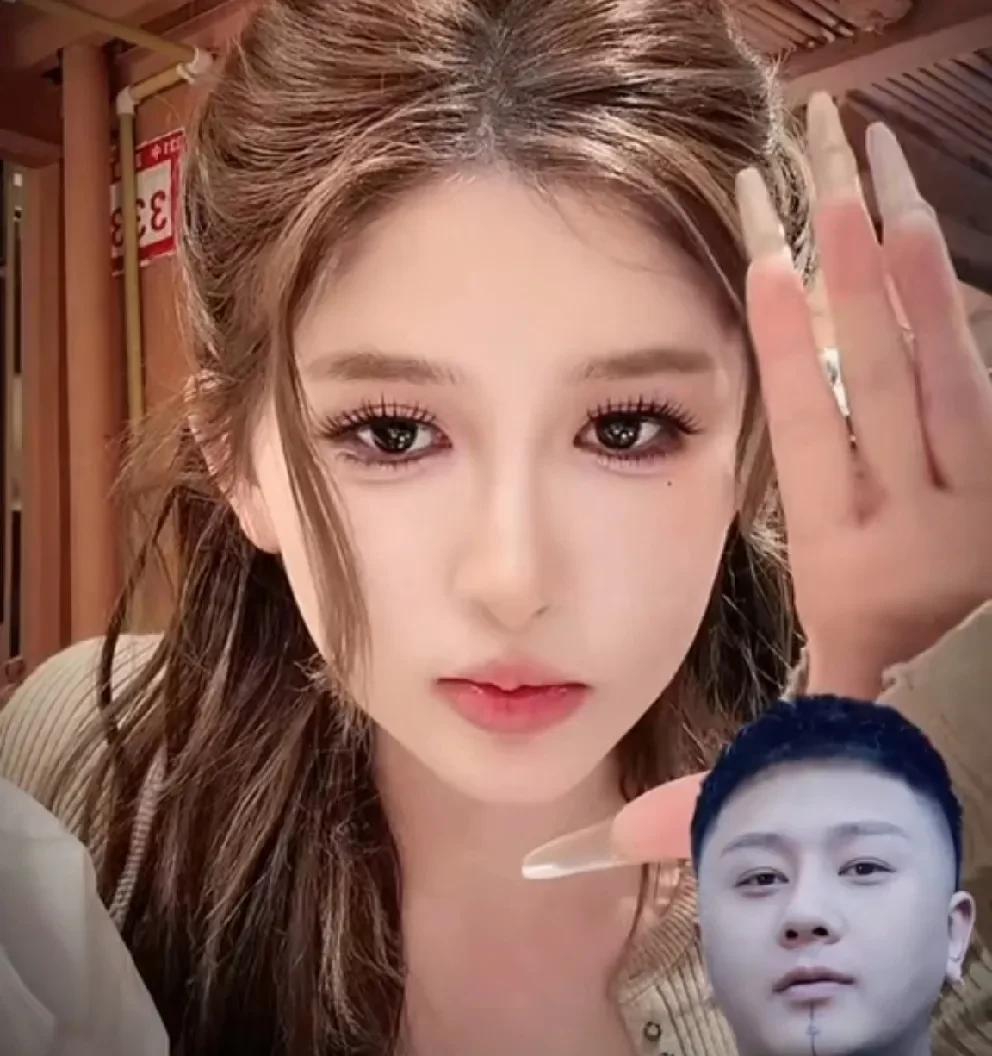 方丈把持不住的女人二子爷徒弟！
             二子爷又收女徒弟了，方