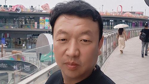 连云港市灌云县《云好人》创始人王洪刚：做人有德，脚下有路