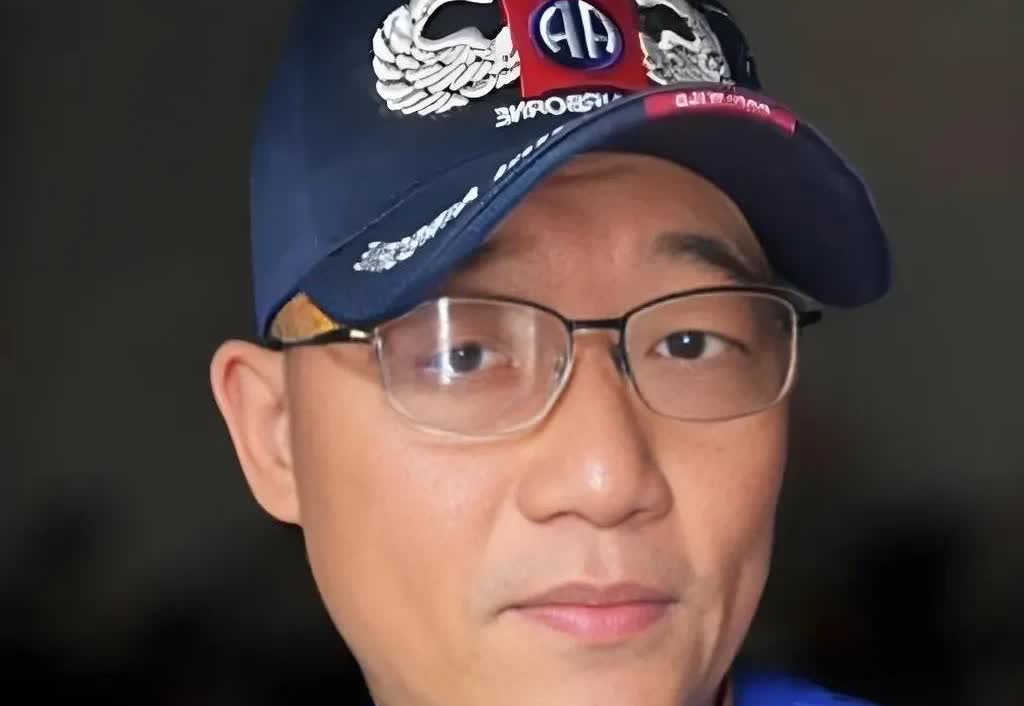 闫云达和高鹤彩南京打架事件，继郑好站队高鹤彩发声之后，新近似乎迎来翻转。
据闫