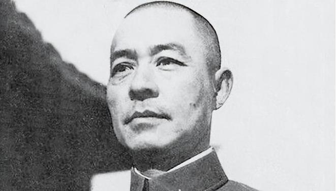 1938年，张自忠手下糟蹋了一个16岁女孩，大动肝火的张自忠乐立刻命令所有士兵脱