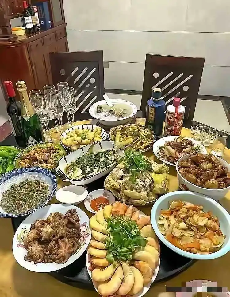 什么样的家庭，吃这样的一桌菜？