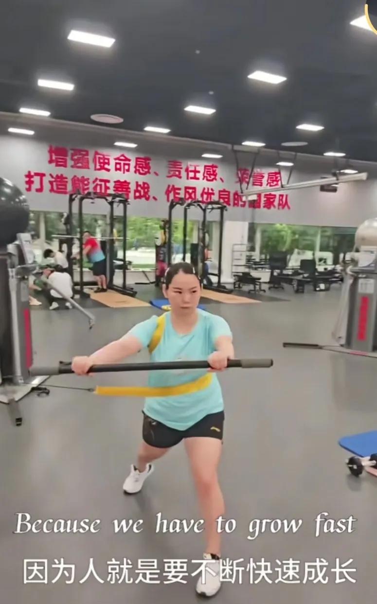 何卓佳更新动态了。
厦门乒超结束后，佳佳也回到北京了，昨晚看到佳佳更新了动态，说