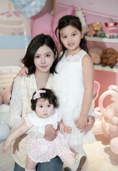 韩安冉孩子都俩了，感情剧本能不能少写点？ ​​​