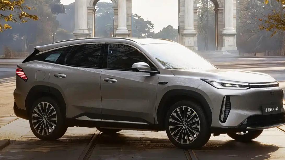 美学与实用双向奔赴！银河M7米兰首秀惊艳四座