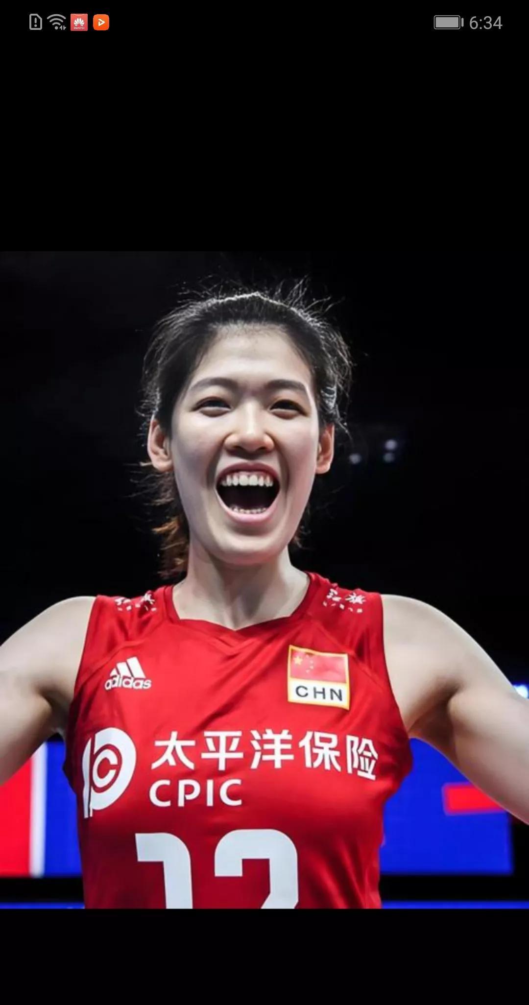 李盈莹宣布回国养伤。
也好。这样可以休养一段时间了。
李盈莹，2000年出生。9