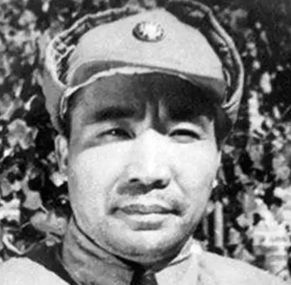 【常德城最后的冲锋号：黄埔硬汉用刺刀写下血色忠诚】
1943年的秋天冷得特别早。