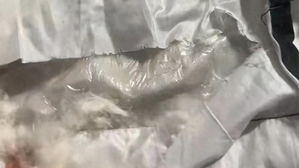 校服羽绒服里面发现薄膜？不要慌，这可能是TPU薄膜！