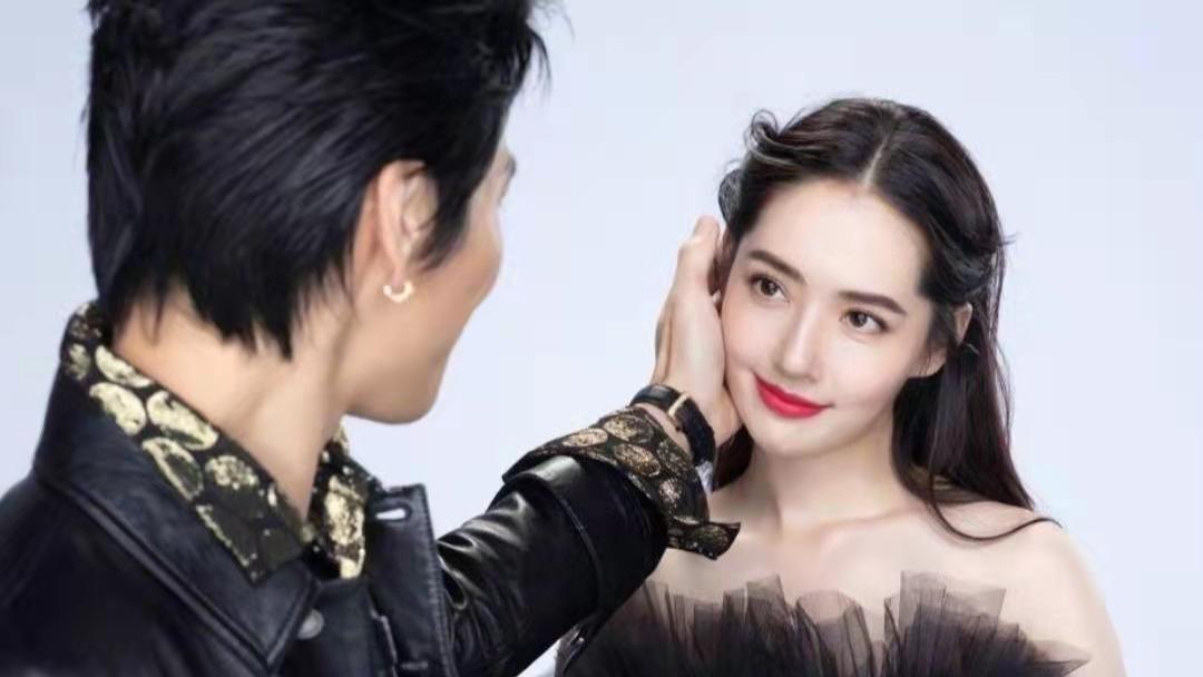 嘴真甜！郭碧婷爸爸发文给向华强庆生，感谢女儿婆家送地几百坪