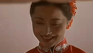 就喜欢葛大爷这蔫坏蔫坏的模样，怎么看都不像是个坏人呢。转眼间，这部令人印象深刻的
