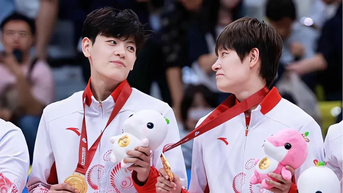 随着韩旭出国，四川女篮再传来3个坏消息2个好消息，李梦是关键