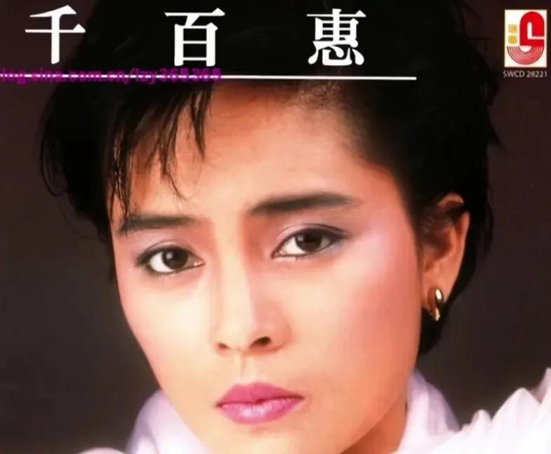 千百惠突发疾病去世，
她的好友黄安发讣告，
她的儿子高陆湾发讣告，
确认她于19