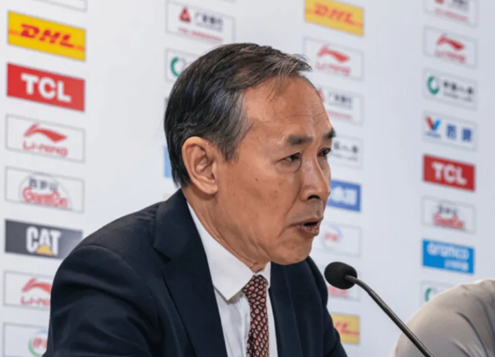CBA常规赛后，北京男篮主帅许利民接受媒体采访，谈及球队该如何调整，许利民表示：