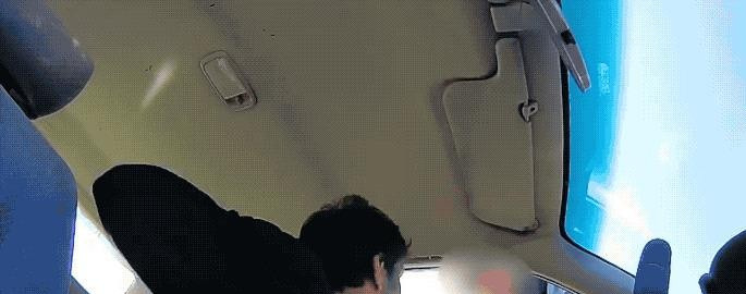 阿富汗难民袭警被打死











天呐，这世界到底怎么了？一个阿富汗人