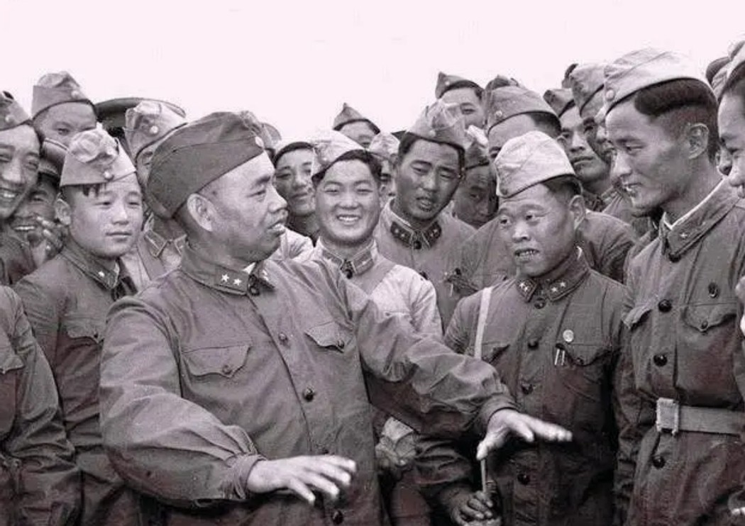 上世纪七十年代的对越反击战过后，我军内部出现了令人不解的一幕，杨得志将军升任，可