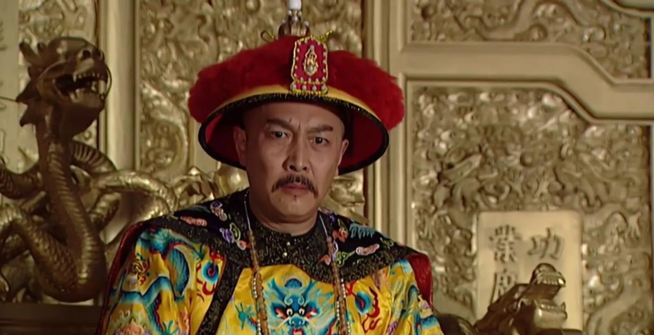 1750年，79岁的张廷玉被抄家，36万雪花白银被翻了出来，乾隆得知后哈哈大笑：