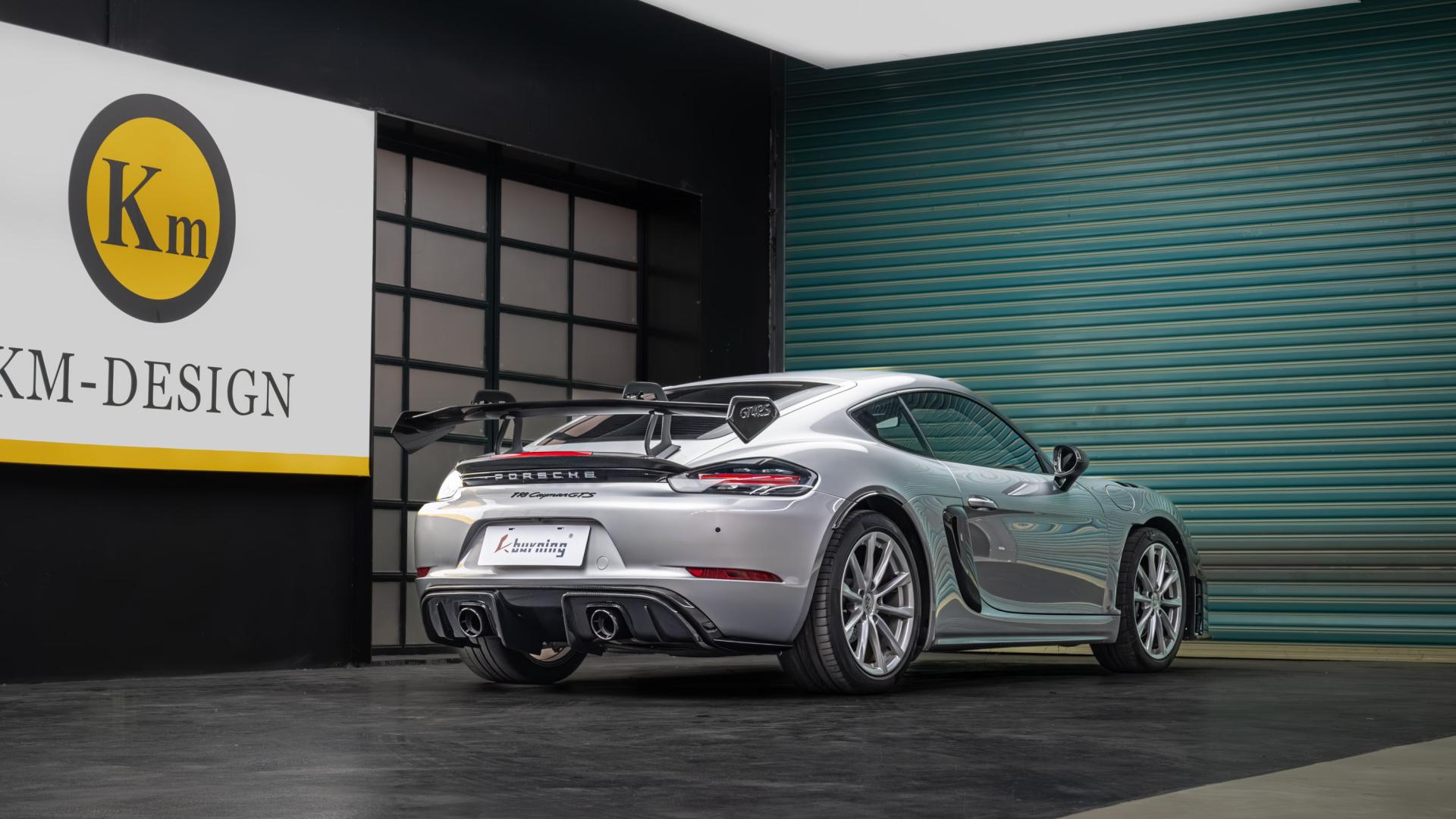 保时捷718尾灯红底、熏黑你喜欢Km哪一款