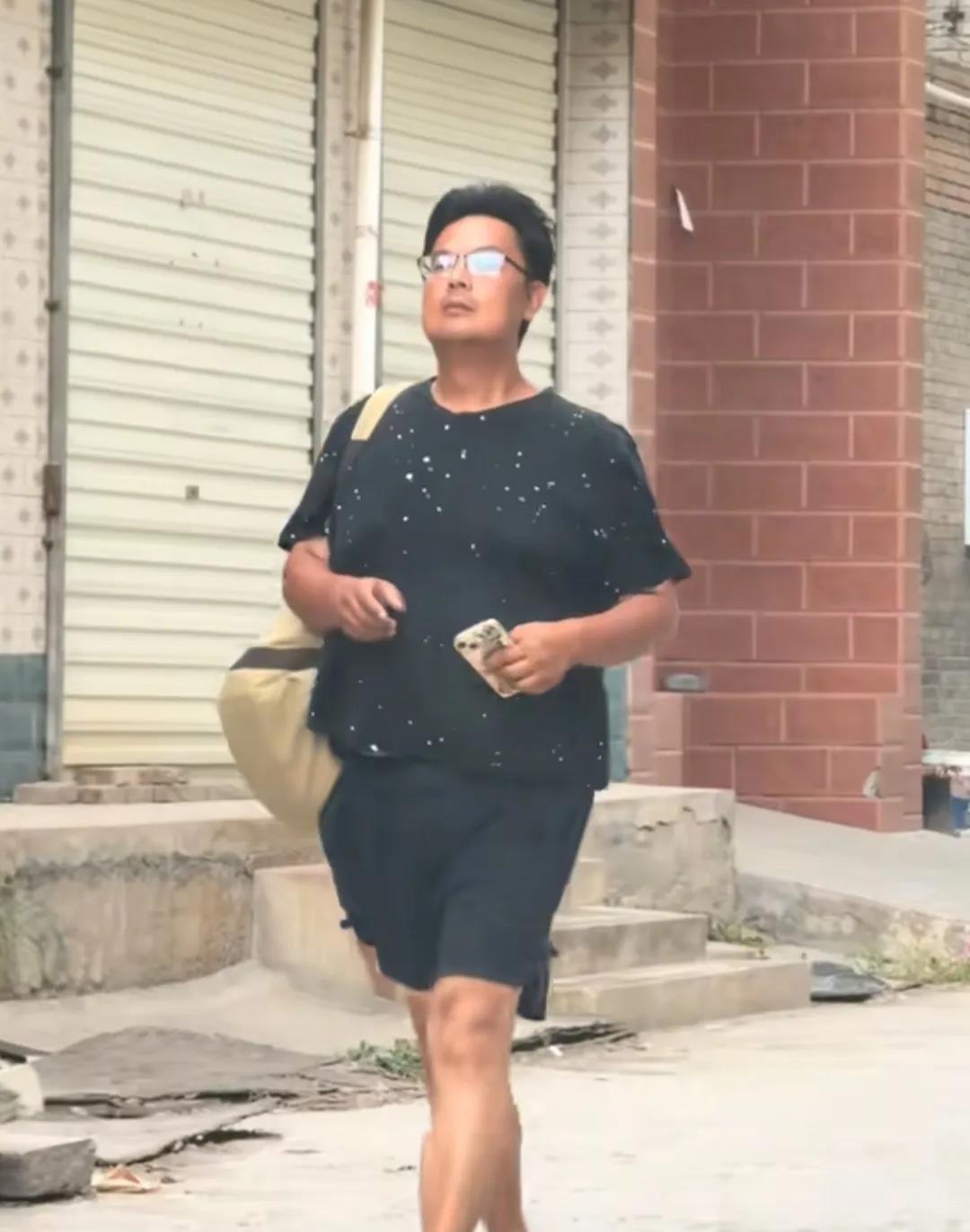 大神们给看看，这到底是大哥还是大姐啊