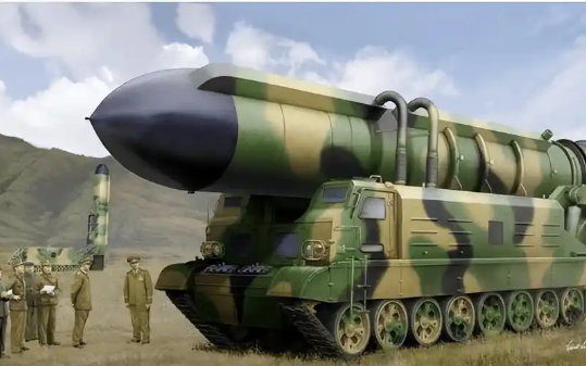 1999年建国50周年大阅兵，东风-31导弹惨遭泄密，国安查6年无果，却让一卖菜老汉揪出真凶…