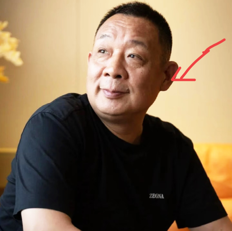 真是太令人激动了
胖东来赢麻了
这次不是因为给员工发钱发到手软，而是闹得沸沸扬扬