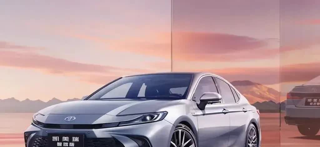 一位4S店的朋友说:

三年不换车——买韩系；

六年不换车——买德系；